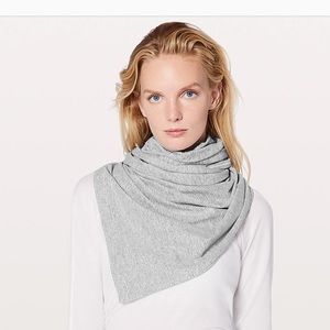 LuLulemon Vinyasa Scarf